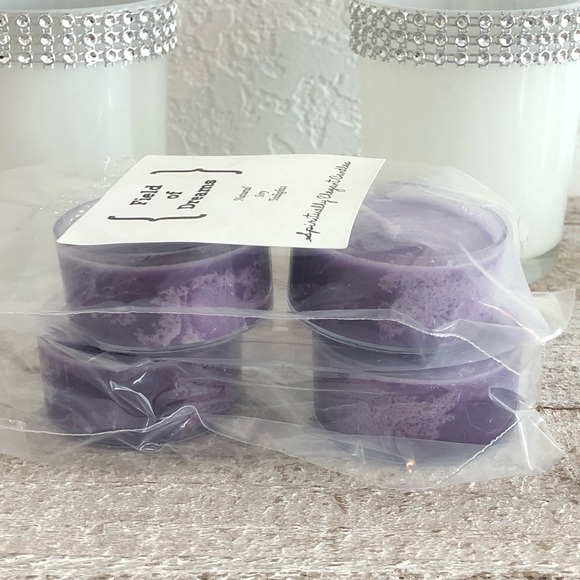 Sweetgrass & Violet Soy Tealights | 4 Pack - Picture 2 of 3